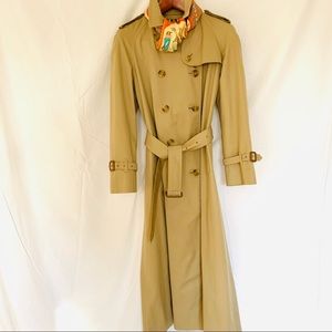 Vintage Burberry Trench Coat sz 8